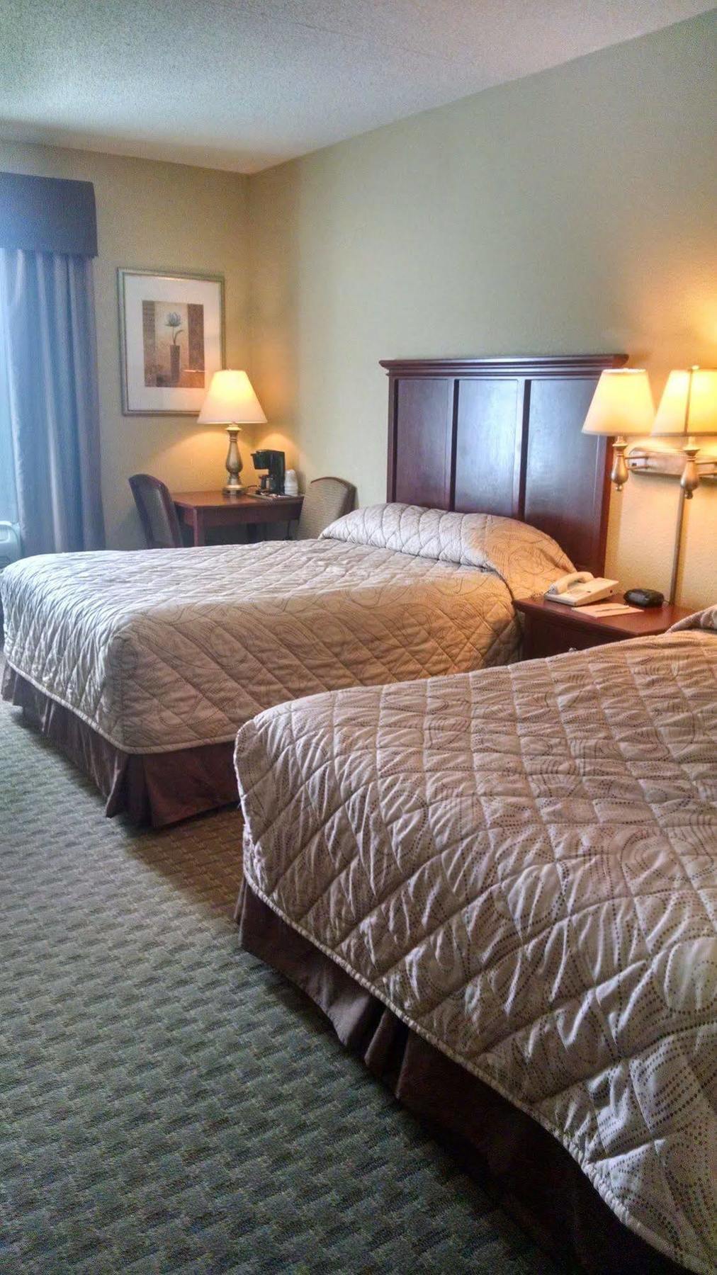 Spark By Hilton Branson Meadows Εξωτερικό φωτογραφία